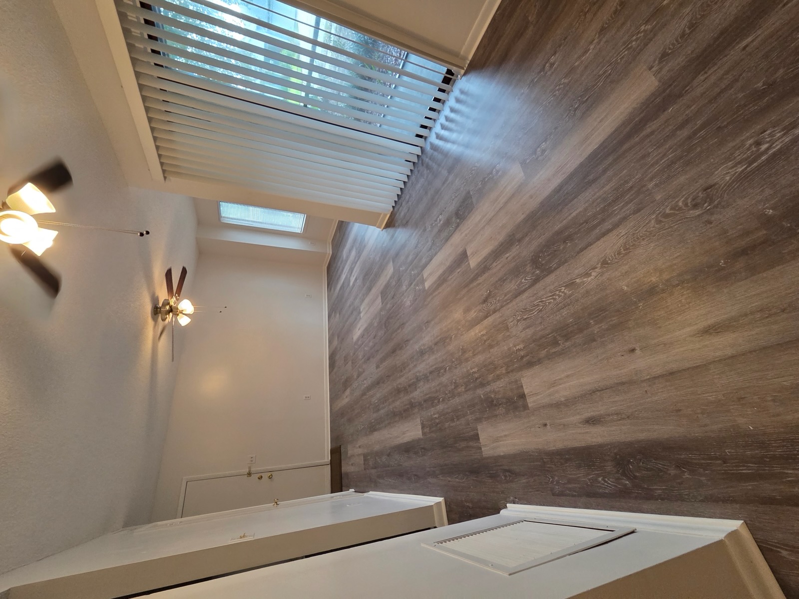 3550 Sable Palm Lane J - J